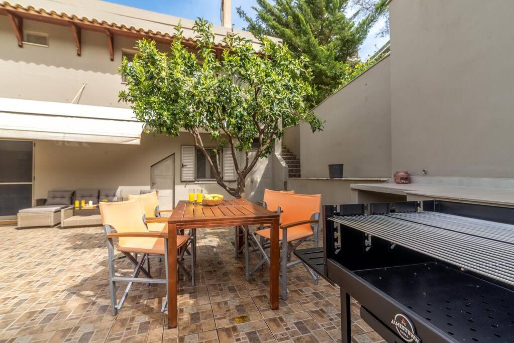 Hébergement de vacances Citrea Stylish House With Garden Near