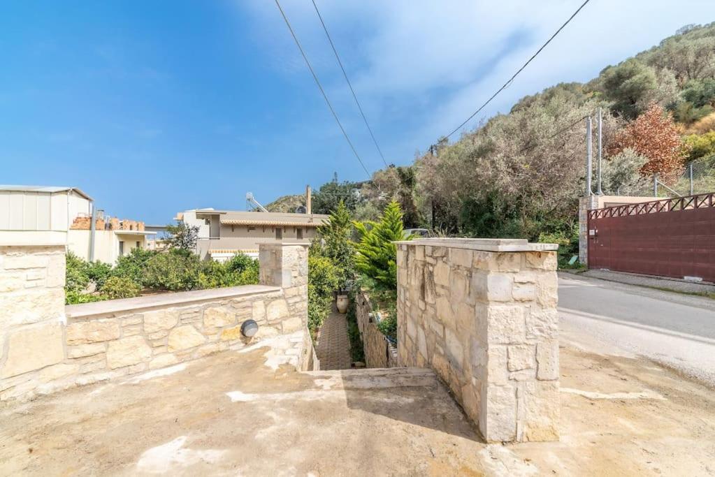 Hébergement de vacances Citrea Stylish House With Garden Near *
